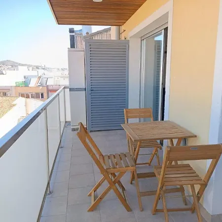 Service - Suites Catalunya Apartmán *